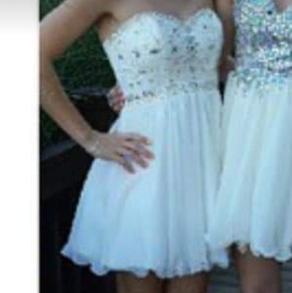 Strapless homecoming dress - Picture 2 of 2